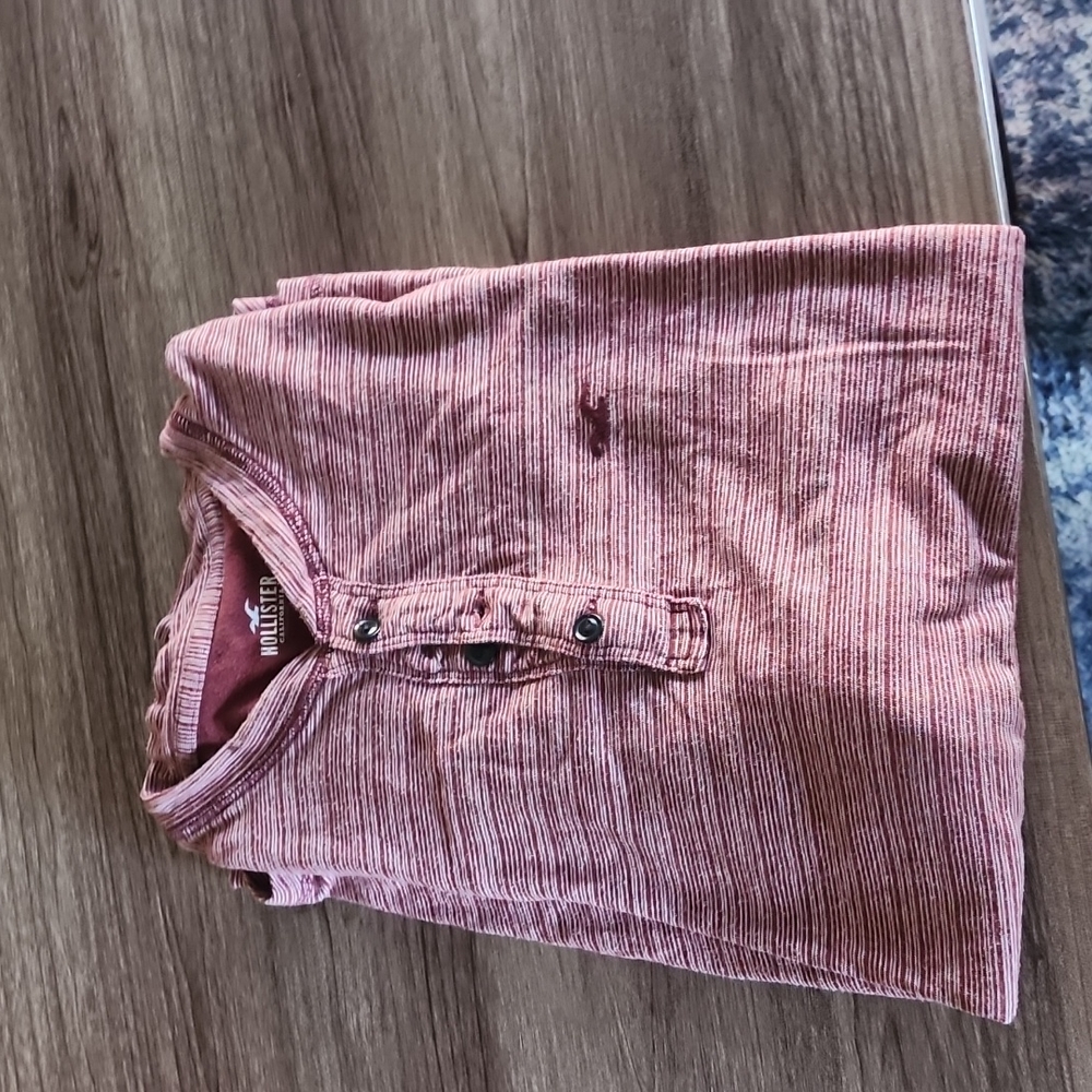 Large long sleeve Hollister shirt